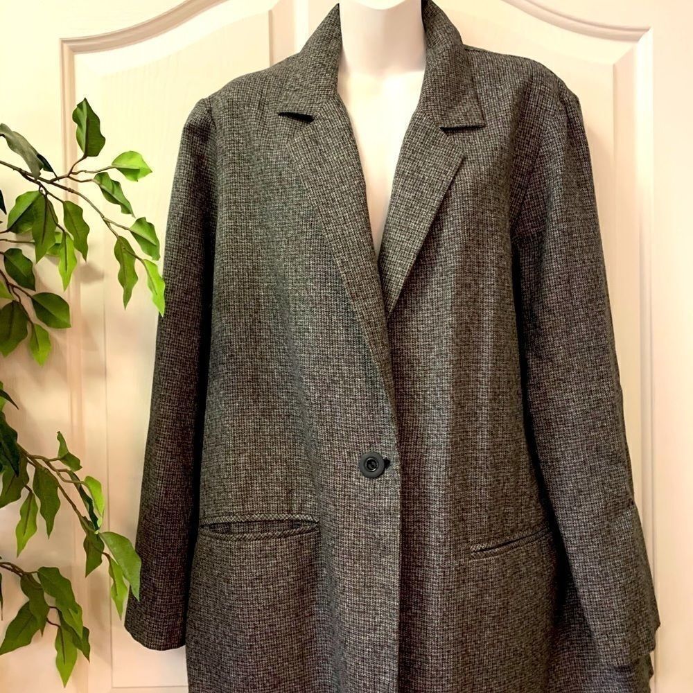 LoriAnna Blazer 